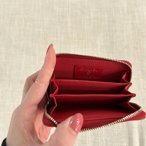 CHANEL CLASSIC ZIPPED COIN PURSE - Picture 5 of 6